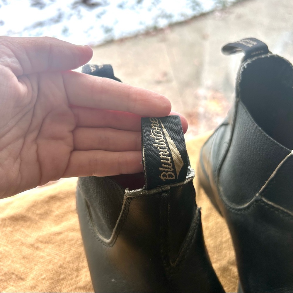 Blundstone Classic Black Leather Boots women’s US size 6; AU size 3